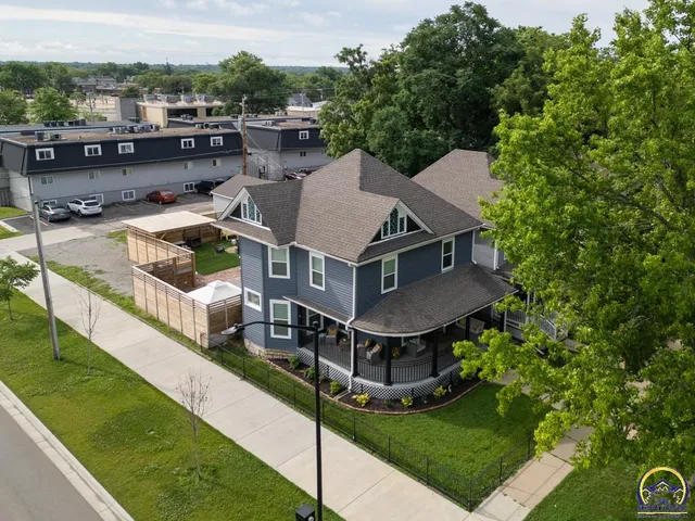 $365,000 | 1200 Southwest Taylor Street, Topeka, KS 66612