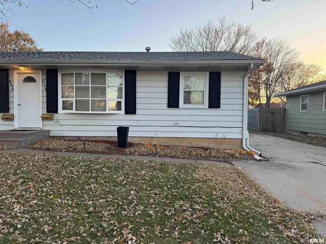 $1,000 | 4576 Cheyenne Avenue, Davenport, IA 52806