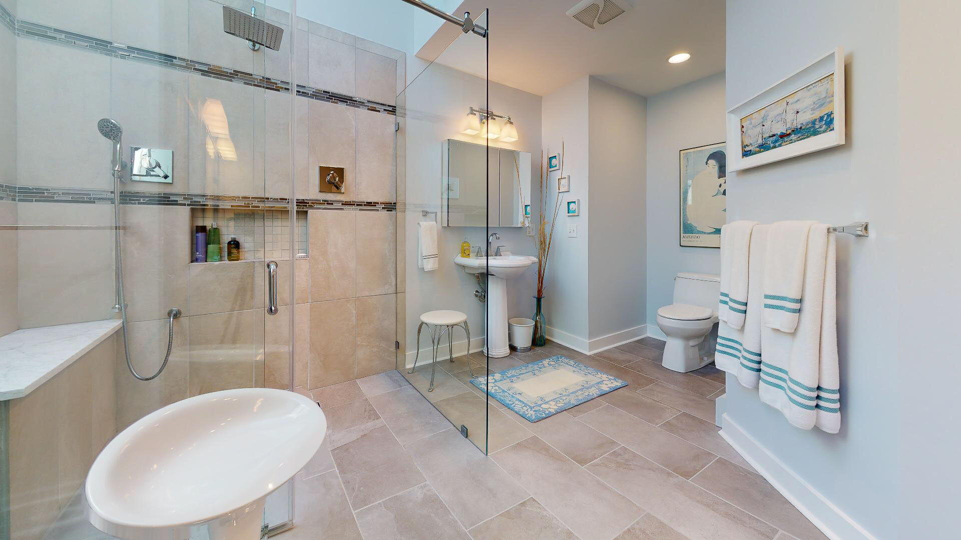 65 Jameson Point Road, Unit 30 Rockland, ME 04841 - Photo 24 of 59 35-web-or-mls-65-Jameson-Woods-Bathroom(