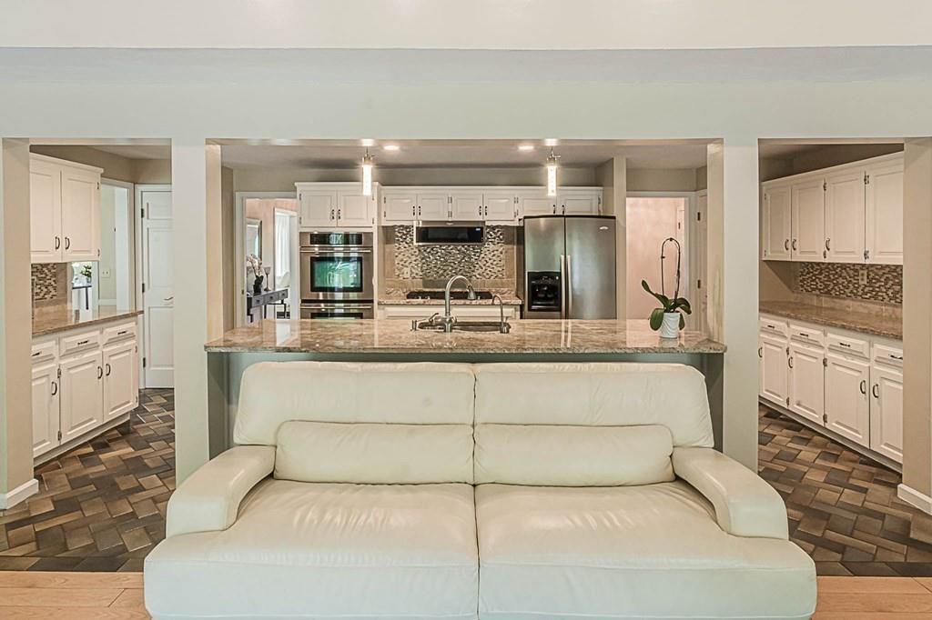 22 Colonial Drive Mendon, MA 01756 - Photo 18 of 42