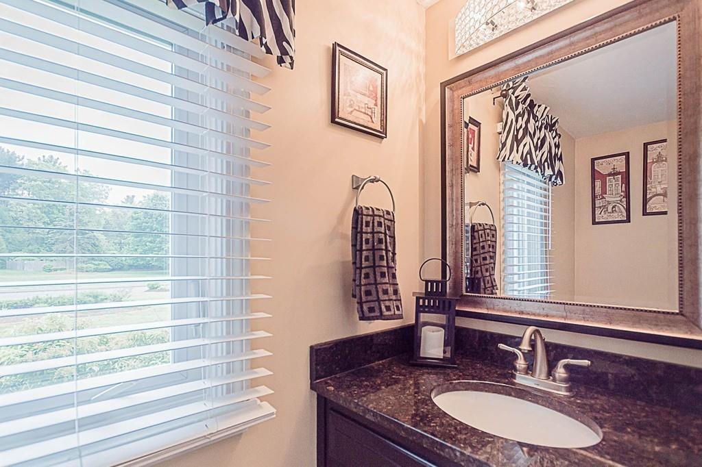 22 Colonial Drive Mendon, MA 01756 - Photo 22 of 42