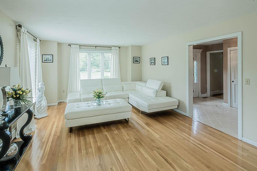 22 Colonial Drive Mendon, MA 01756 - Photo 5 of 42