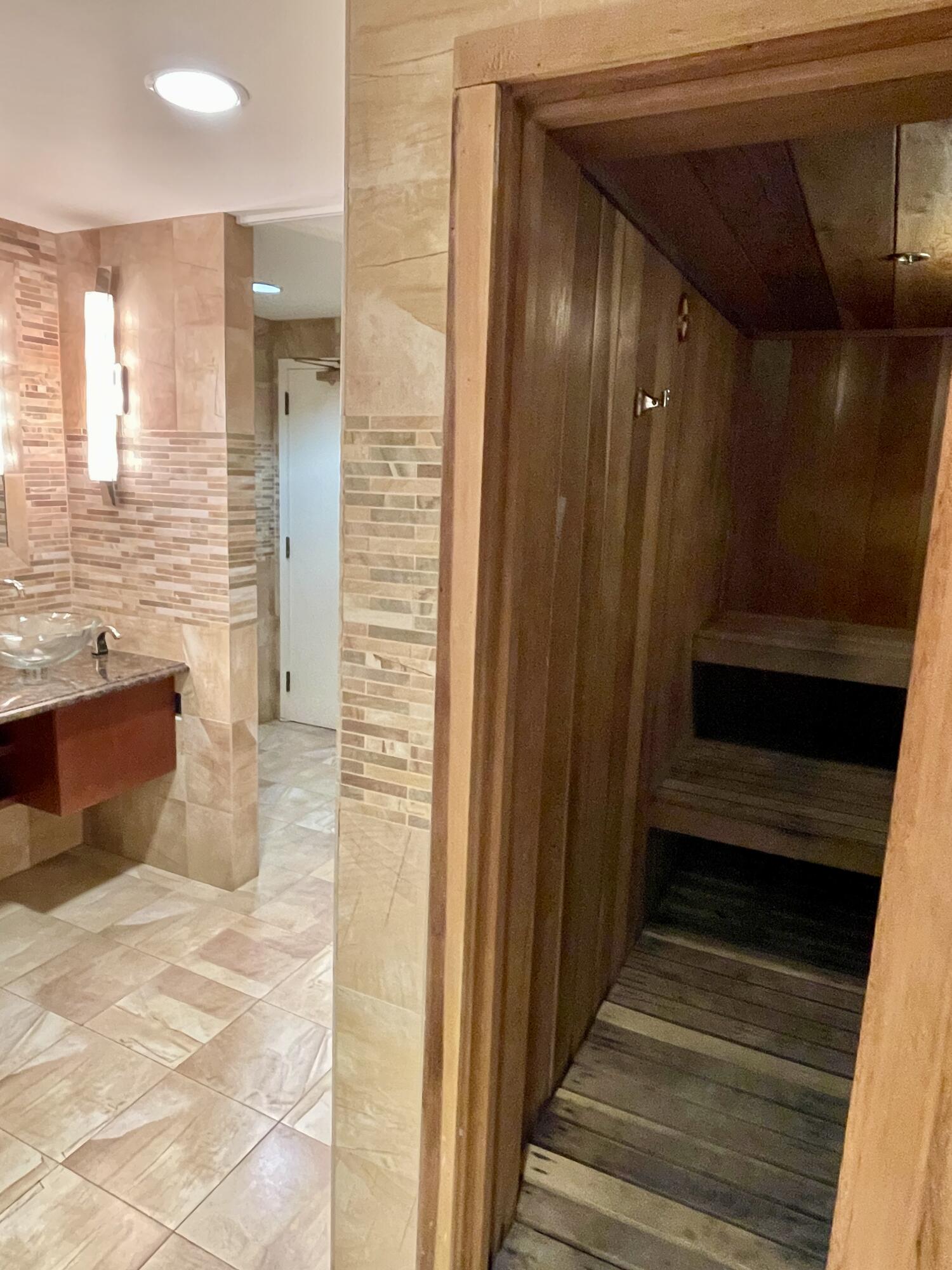 2001 North Ocean Boulevard, Unit 301 Boca Raton, FL 33431 - Photo 30 of 41 a view of a hallway