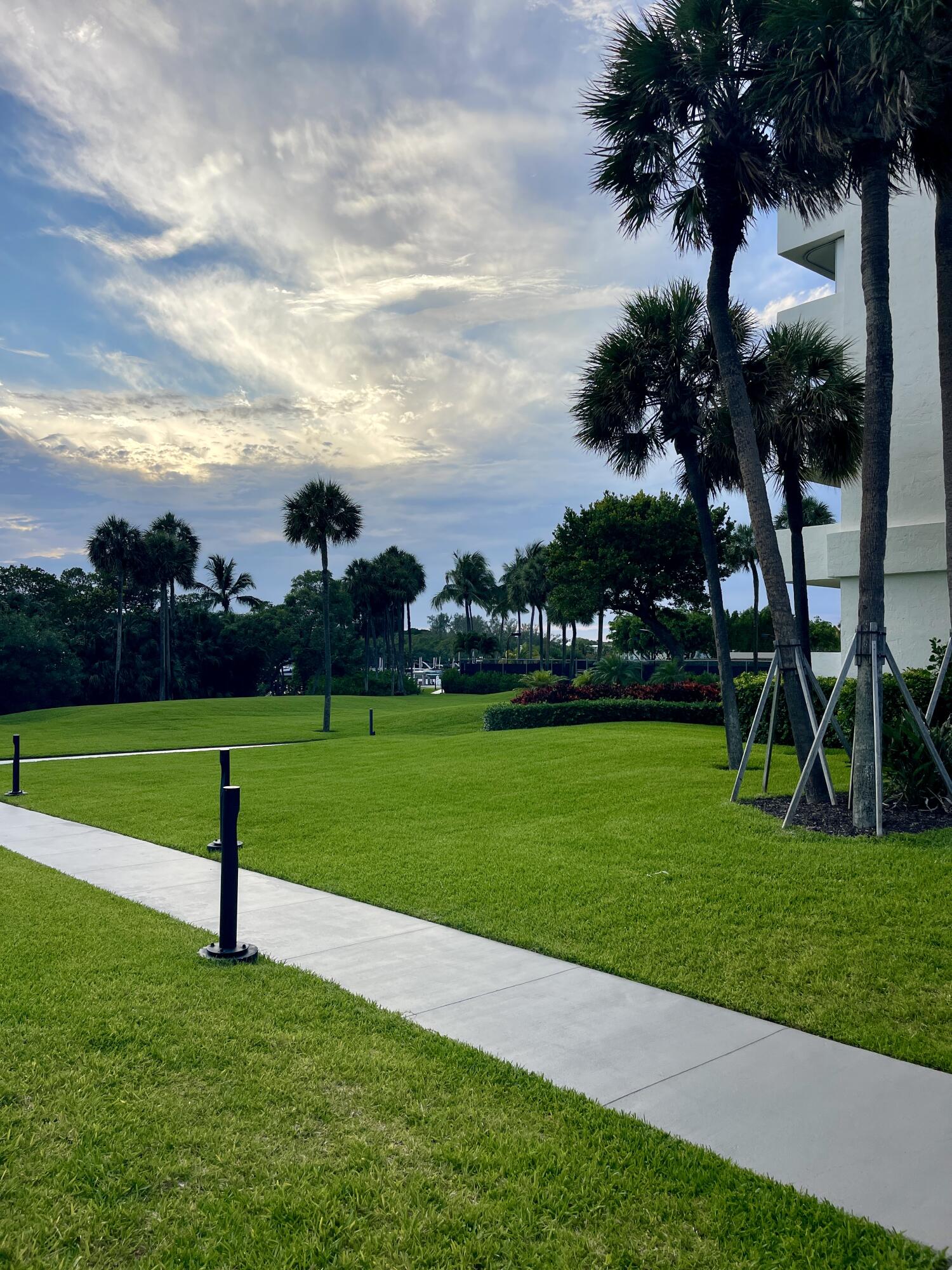 2001 North Ocean Boulevard, Unit 301 Boca Raton, FL 33431 - Photo 35 of 41 Gardens