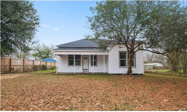 $90,000 | 307 Stephen Street, Pineville, LA 71360