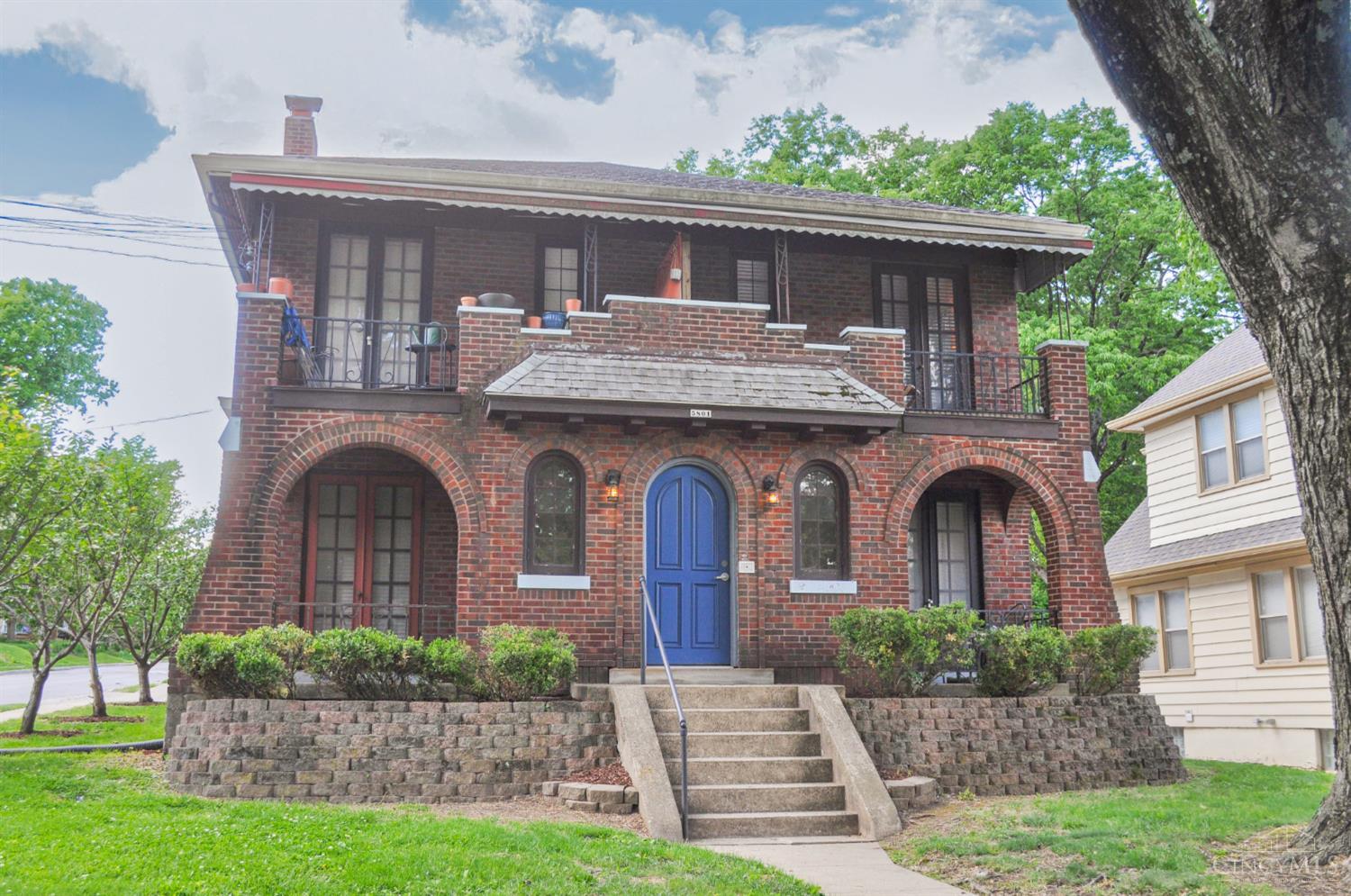 5801 Ridge Avenue Cincinnati, OH 45213 - Photo 1 of 39