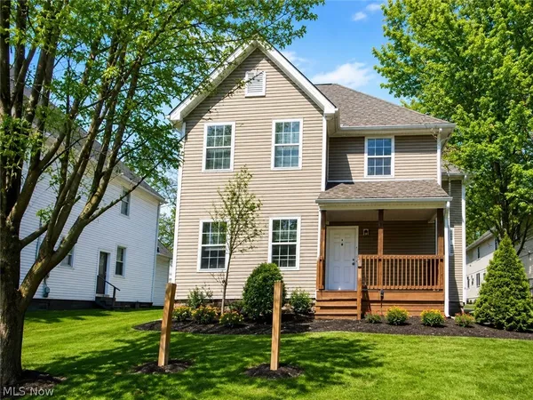 $300,000 | 585-583 East Buchtel Avenue, Akron, OH 44304