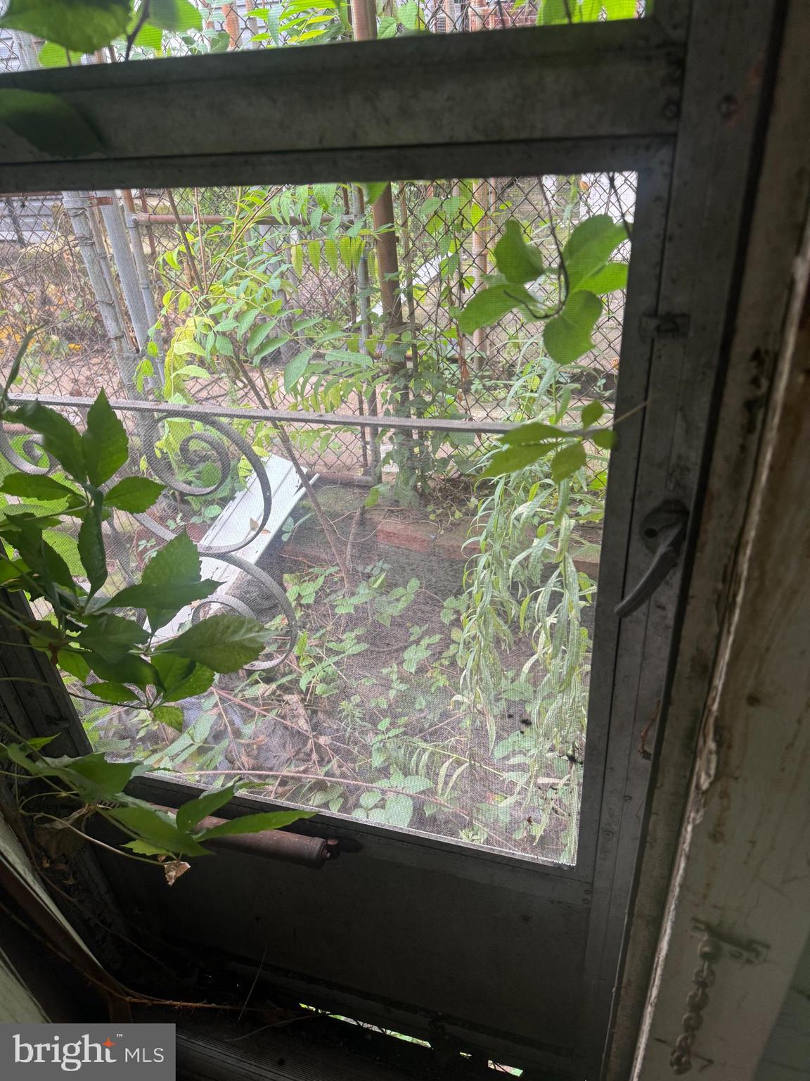 1523 North 30th Street Philadelphia, PA 19121 - Photo 3 of 15