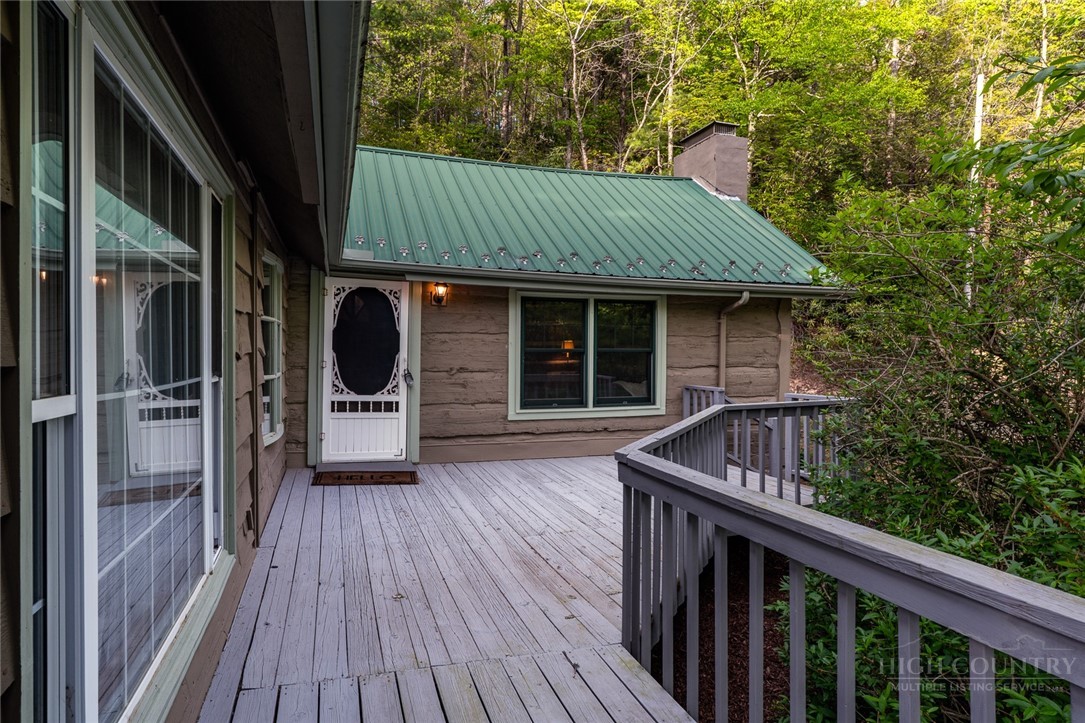 217 Holiday Hills Drive Boone, NC 28607 - Photo 4 of 26 a house view with a deck