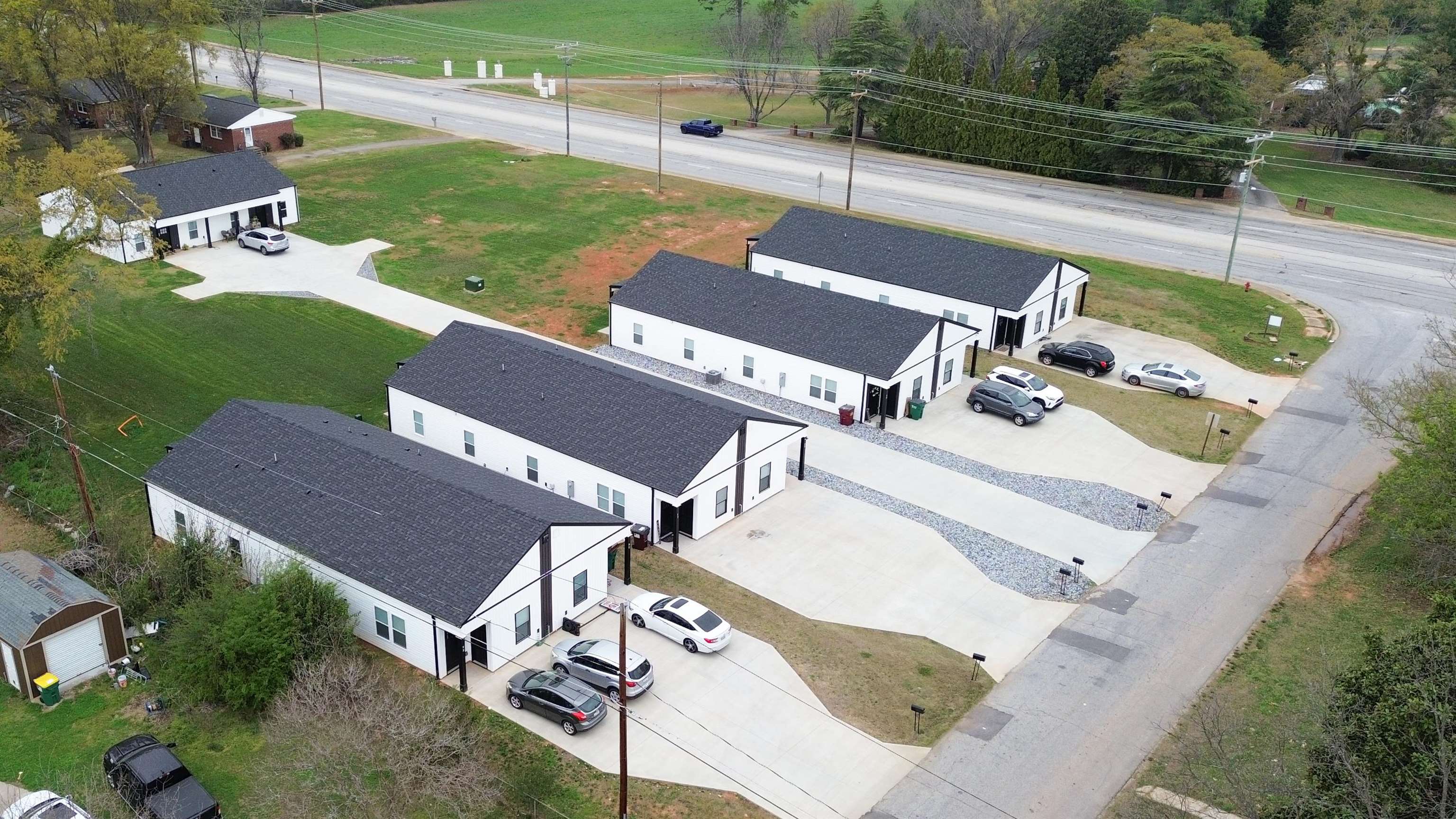 30-92 Old Farm Road Moore, SC 29369 - Photo 2 of 15