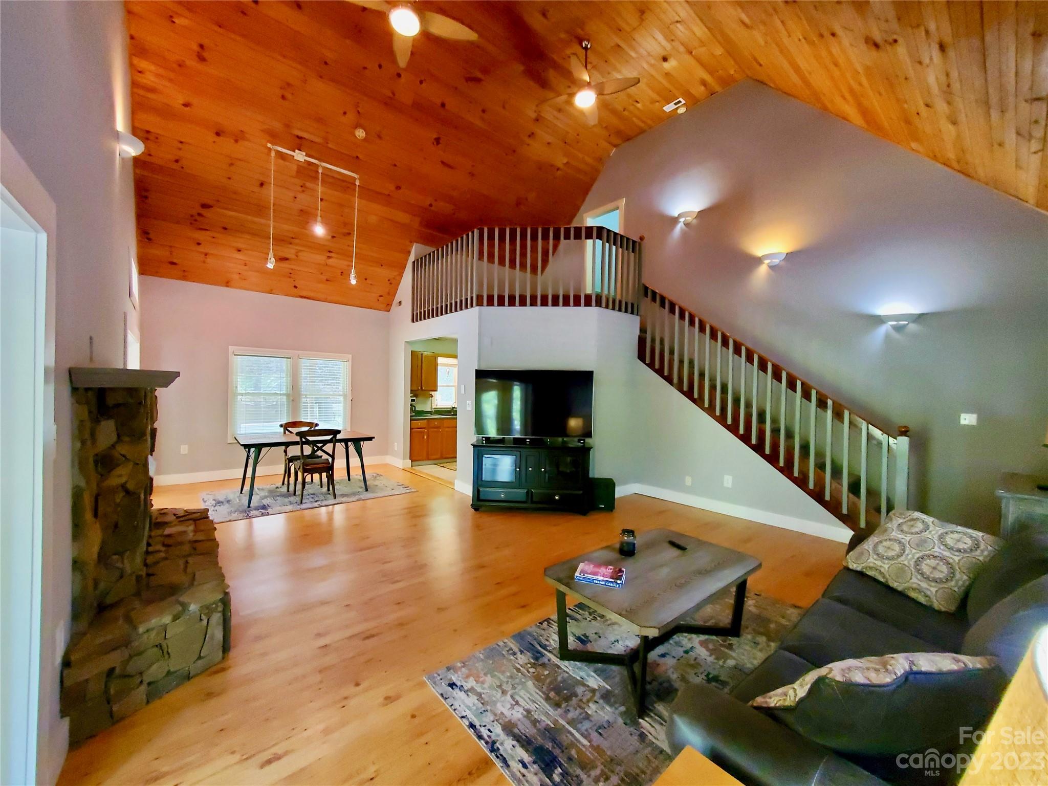 2732 Blanton Branch Road Sylva, NC 28779 - Photo 18 of 43 Gallery Image 18