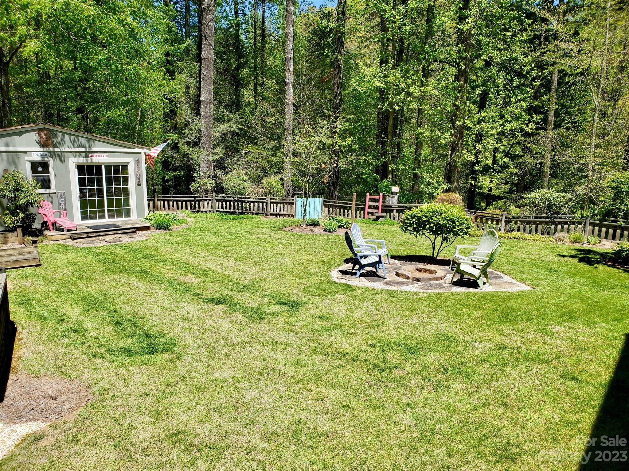 2732 Blanton Branch Road Sylva, NC 28779 - Photo 9 of 43 Gallery Image 9