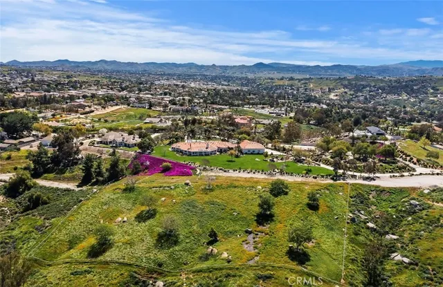 $3,250,000 | 15980 Summit Crest Drive, Riverside, CA 92506