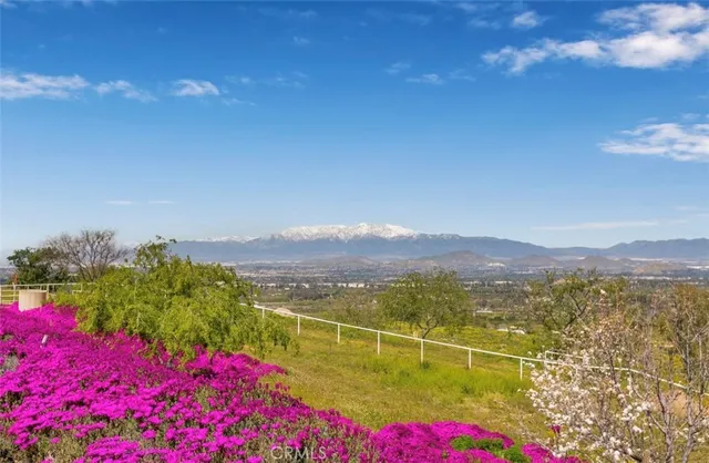 $3,250,000 | 15980 Summit Crest Drive, Riverside, CA 92506