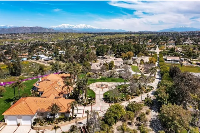 $3,250,000 | 15980 Summit Crest Drive, Riverside, CA 92506