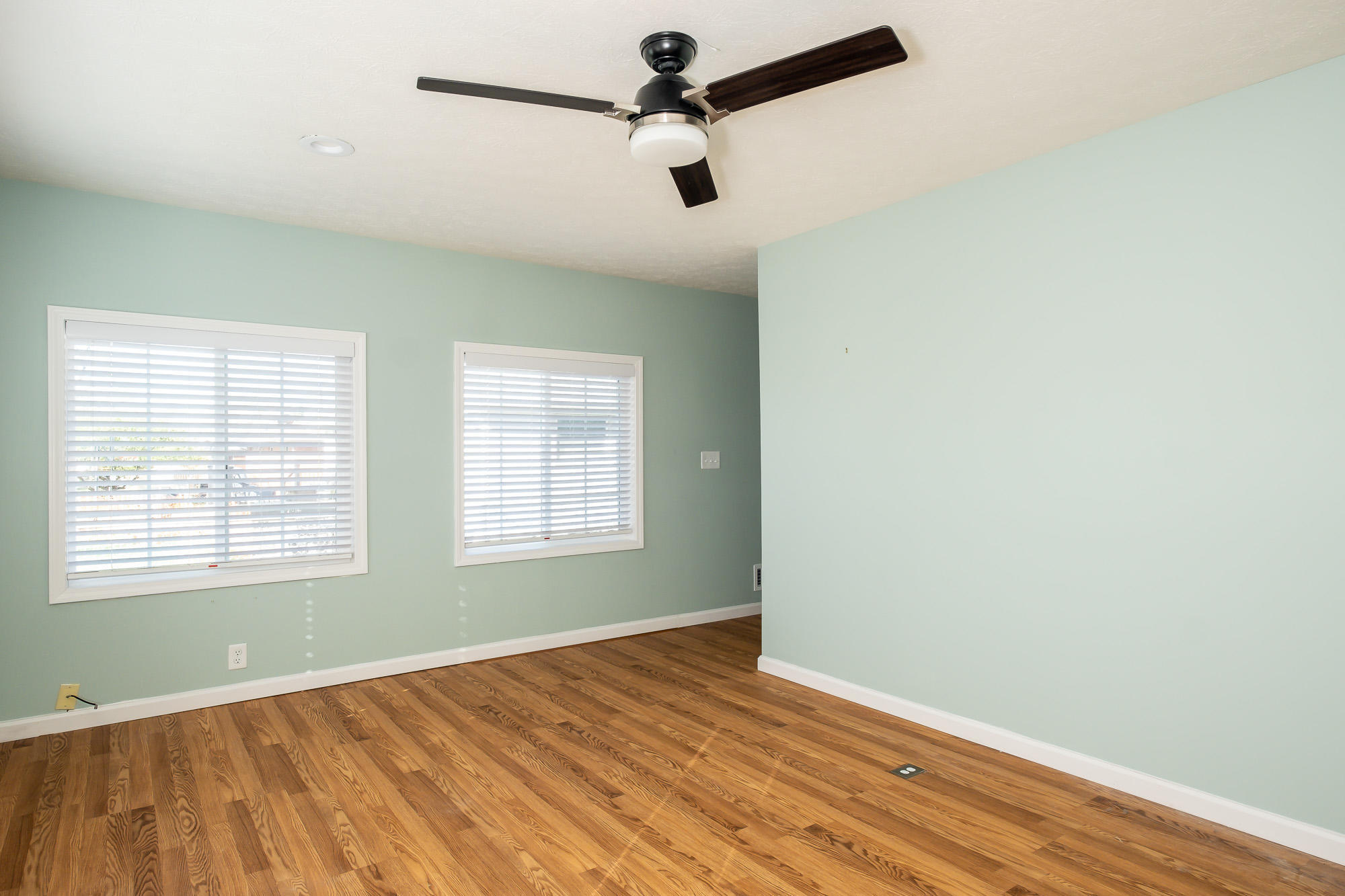 3022 Nepperhan Road Louisville, KY 40220 - Photo 16 of 28 Small-10