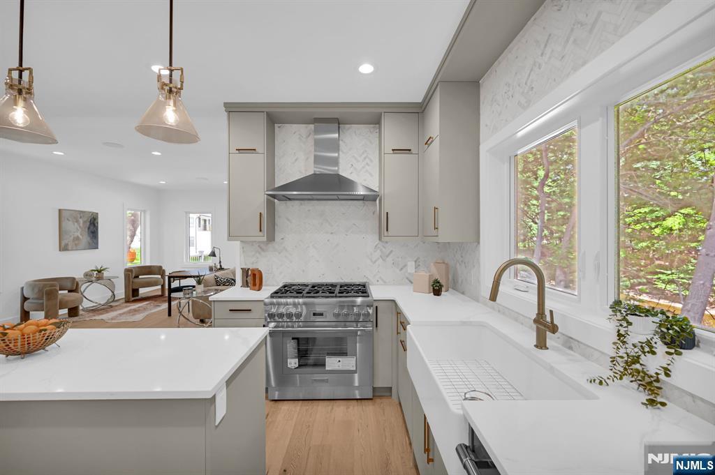 25 Wardell Road Livingston, NJ 07039 - Photo 14 of 34