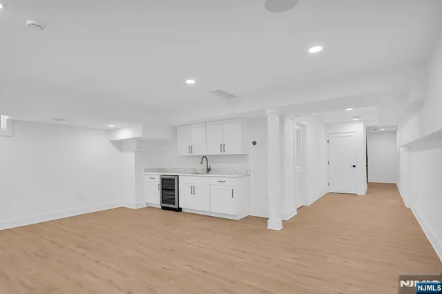 $1,699,000 | 25 Wardell Road, Livingston, NJ 07039