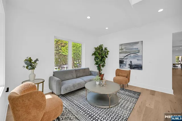 $1,699,000 | 25 Wardell Road, Livingston, NJ 07039