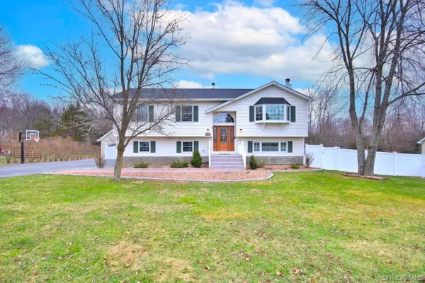 $4,000 | 478 Lake Road, New Windsor, NY 12553