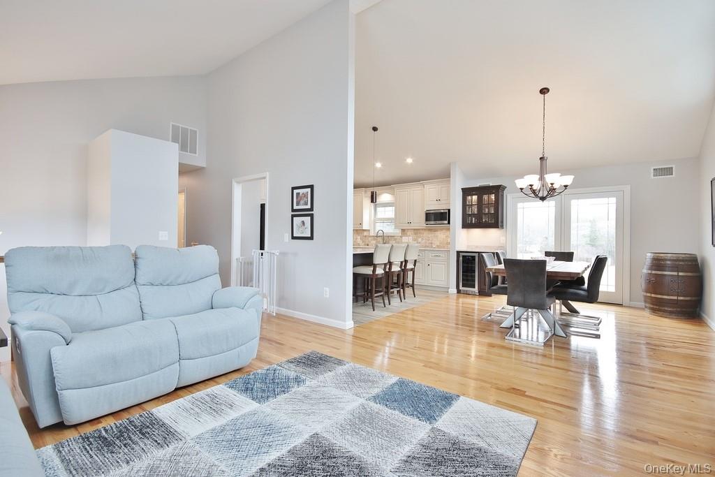 478 Lake Road New Windsor, NY 12553 - Photo 2 of 40