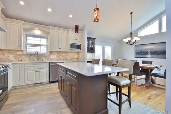 $4,000 | 478 Lake Road, New Windsor, NY 12553