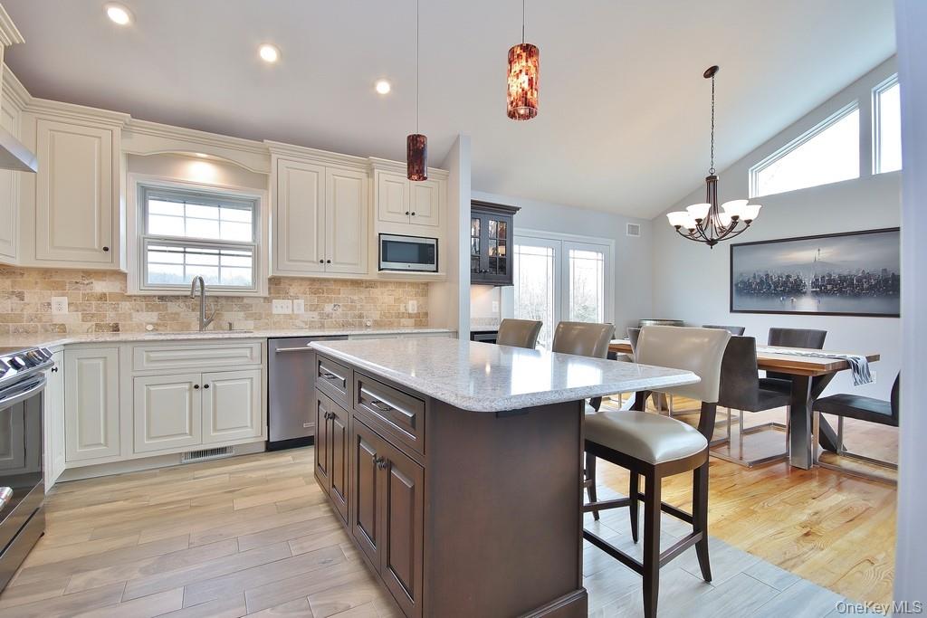 478 Lake Road New Windsor, NY 12553 - Photo 7 of 40