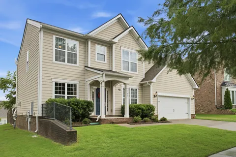 $824,999 | 709 Wadestone Trail, Franklin, TN 37064