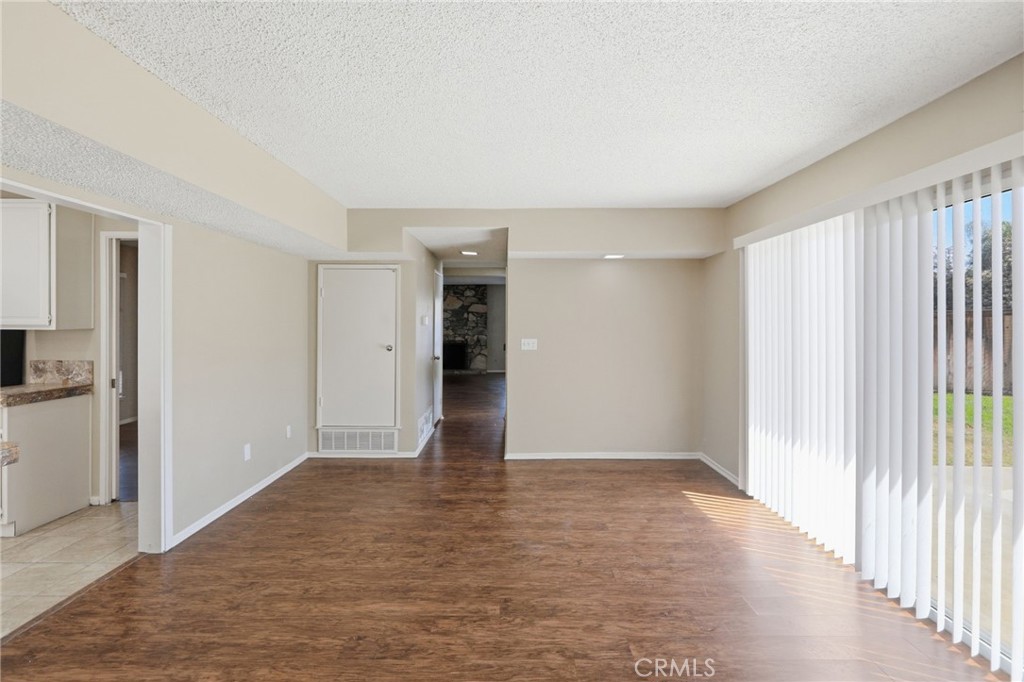 1420 Timberlane Drive Riverside, CA 92506 - Photo 13 of 61 a view of an empty room with a window