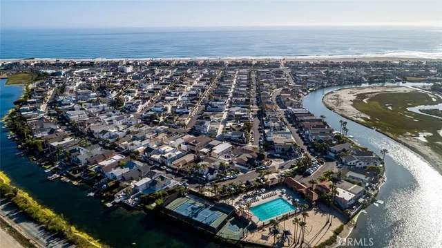 $3,299,000 | 354 62nd Street, Newport Beach, CA 92663