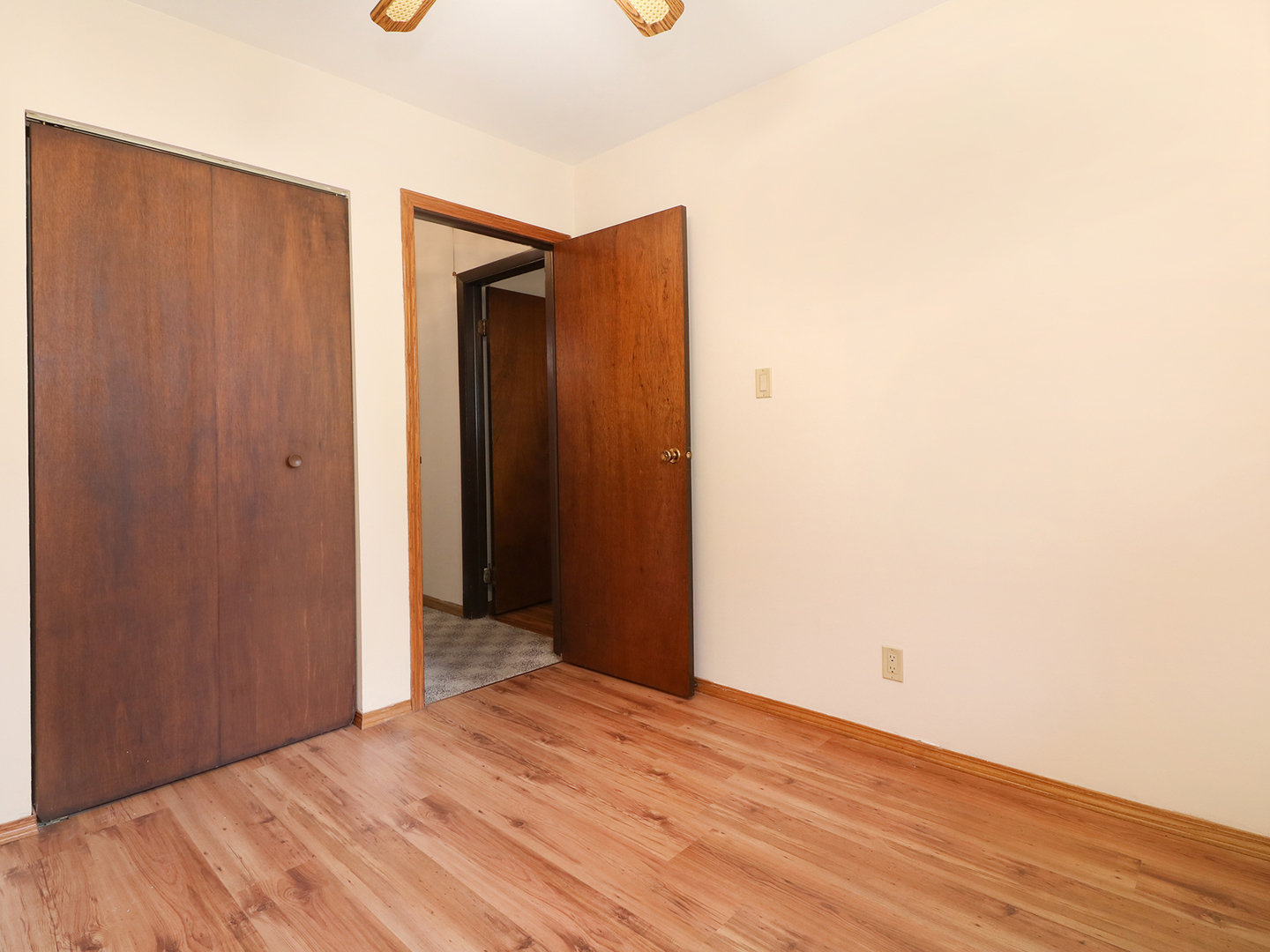 321 Hadleigh Road Bolingbrook, IL 60440 - Photo 11 of 20