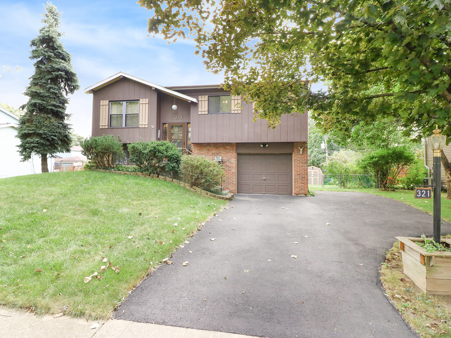 321 Hadleigh Road Bolingbrook, IL 60440 - Photo 20 of 20