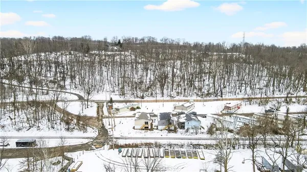 a view of a large building