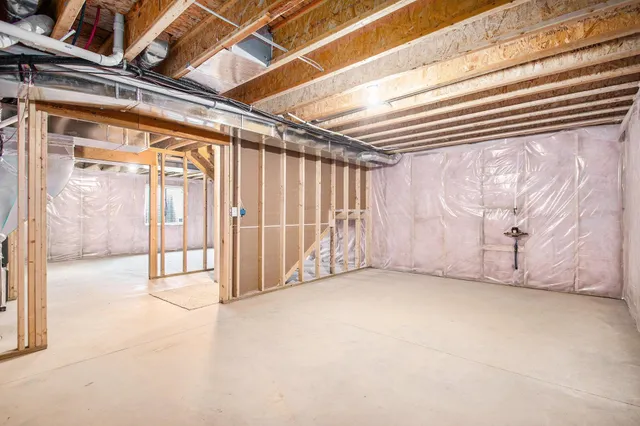 $350,000 | 652 Bungalow Drive, Nappanee, IN 46550