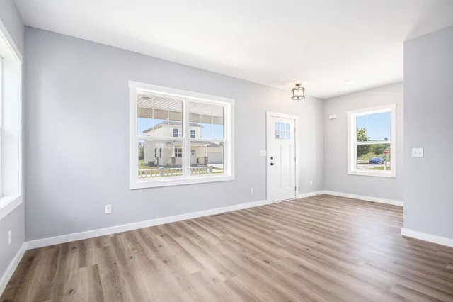 $350,000 | 652 Bungalow Drive, Nappanee, IN 46550