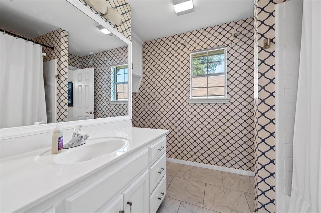 9508 Yellowstone Road Waco, TX 76712 - Photo 15 of 27