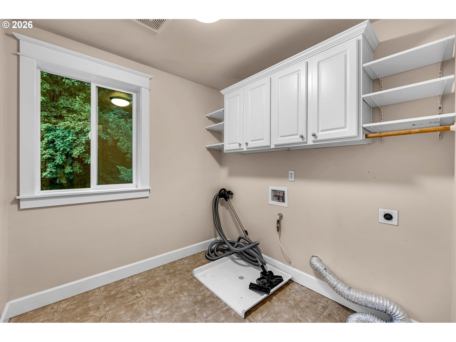 40107 Northeast Miller Road Washougal, WA 98671 - Photo 33 of 48 Laundry
