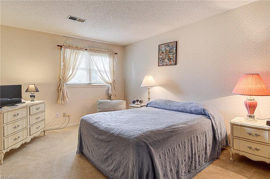 4995 Dock Davis Road Clemmons, NC 27012 - Photo 16 of 29 Gallery Image 16