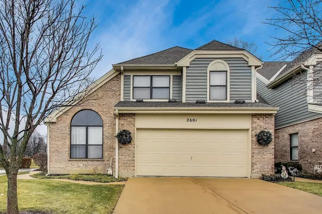 $445,000 | 2601 Burton Drive, Unit 1012834, Westchester, IL 60154