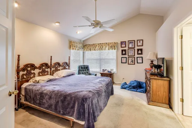 $445,000 | 2601 Burton Drive, Unit 1012834, Westchester, IL 60154