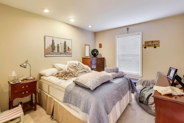 $445,000 | 2601 Burton Drive, Unit 1012834, Westchester, IL 60154