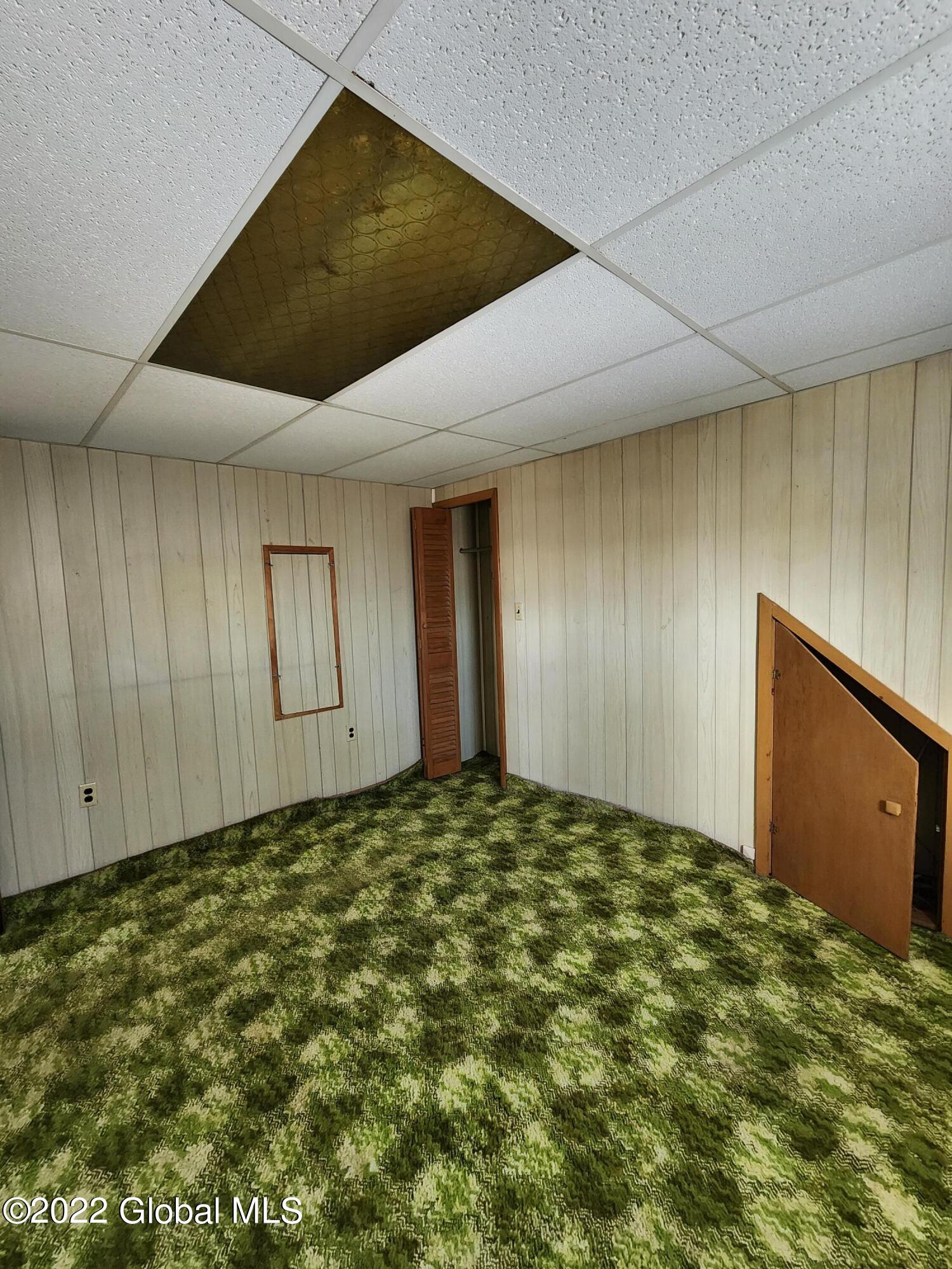 932 Sacandaga Road Fort Johnson, NY 12070 - Photo 17 of 26 20221213_095807