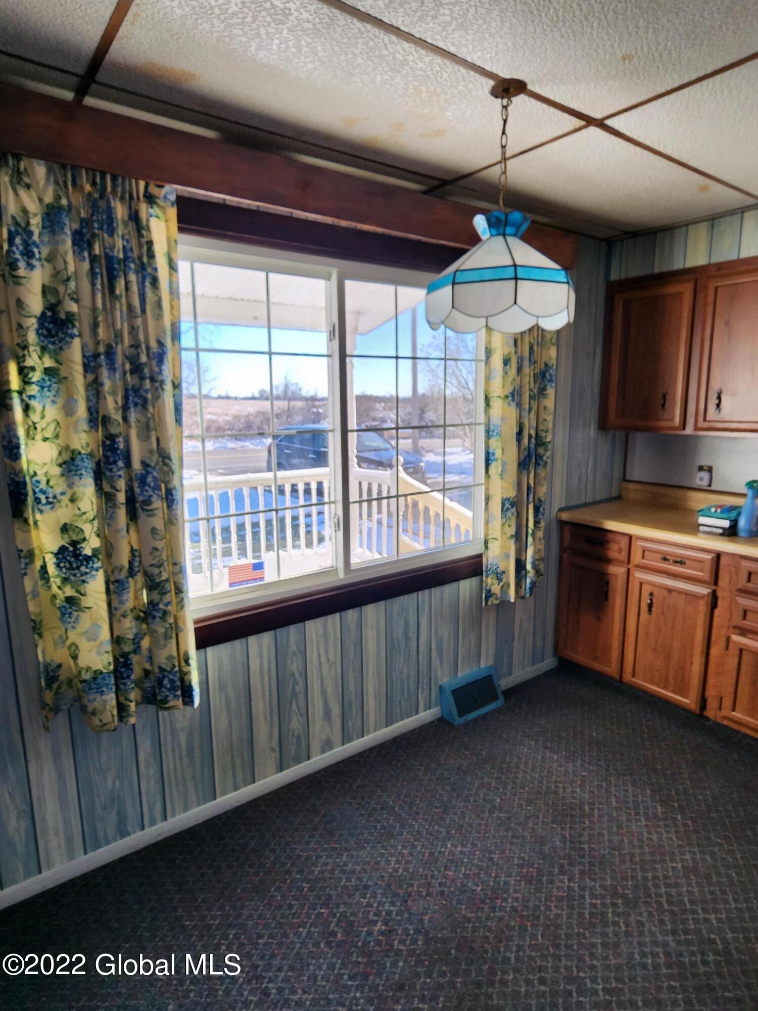 932 Sacandaga Road Fort Johnson, NY 12070 - Photo 7 of 26 20221213_094128