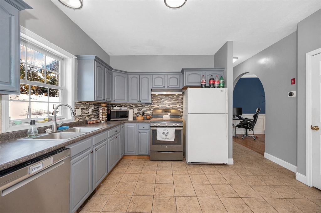 16 French Road Templeton, MA 01468 - Photo 10 of 42