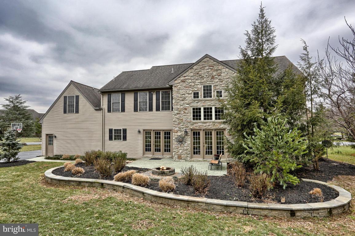 30 Brookside Court Lititz, PA 17543 - Photo 3 of 60