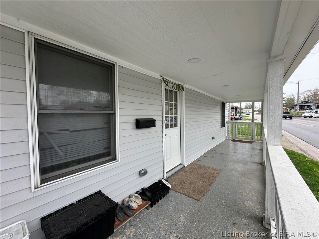 701 East Hackberry Street Salem, IN 47167 - Photo 6 of 18