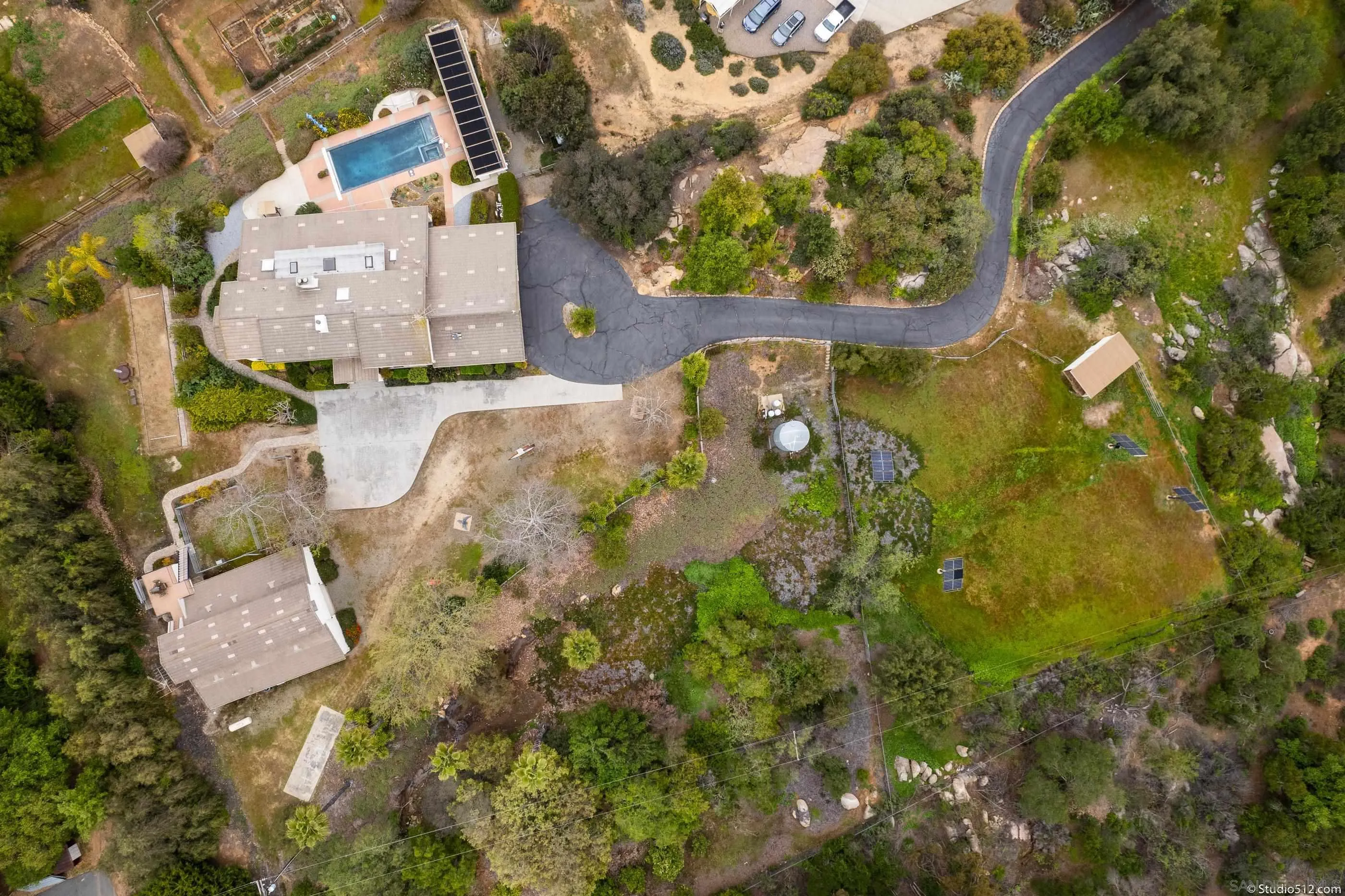 28398 Alamar Road Valley Center, CA 92082 - Photo 38 of 41 a picture of a tree