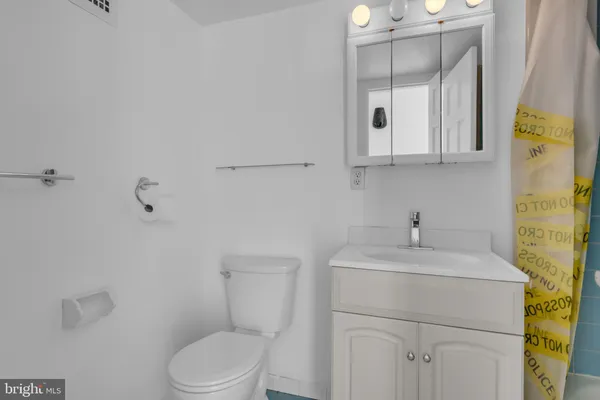 $279,900 | 3333 University Boulevard West, Unit 1008, Kensington, MD 20895