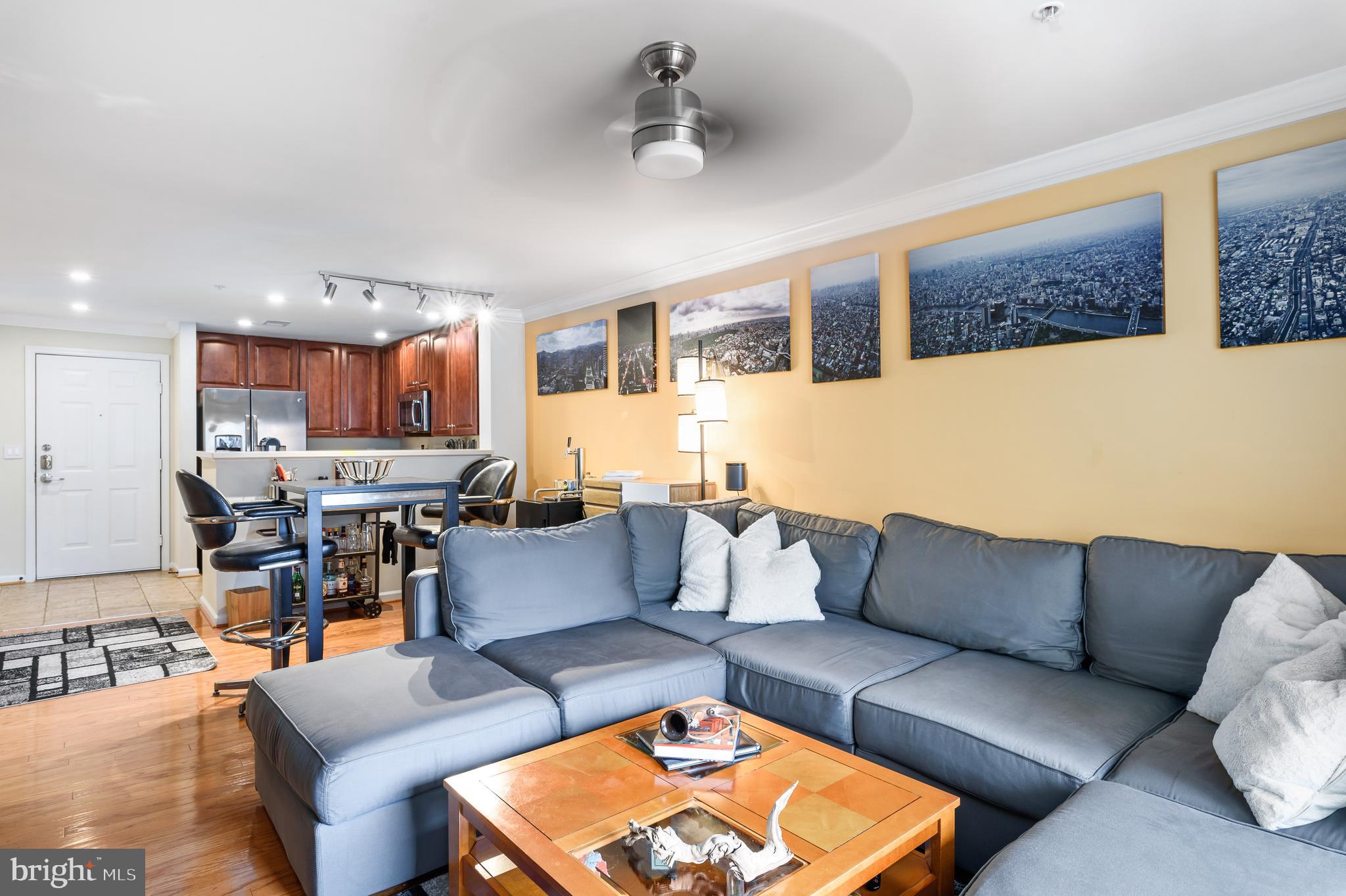 12001 Market Street, Unit 436 Reston, VA 20190 - Photo 9 of 28 Living Room