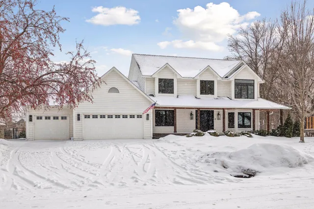 $749,900 | 13620 Georgia Drive, Apple Valley, MN 55124